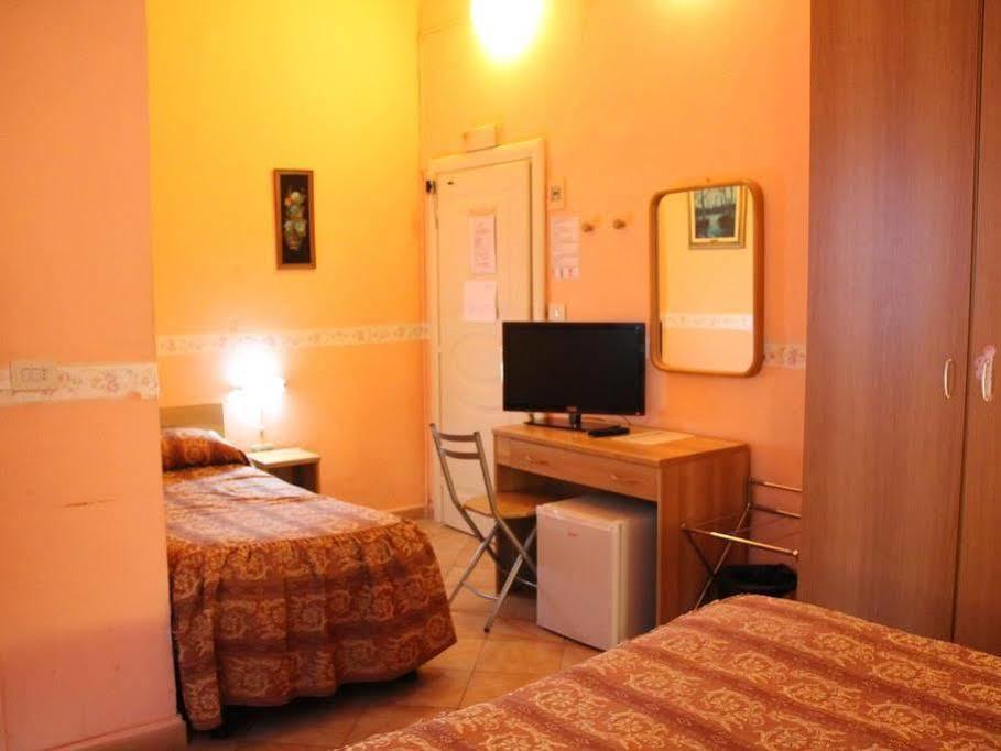 Hotel Camilla Guelfa Florence Exterior photo